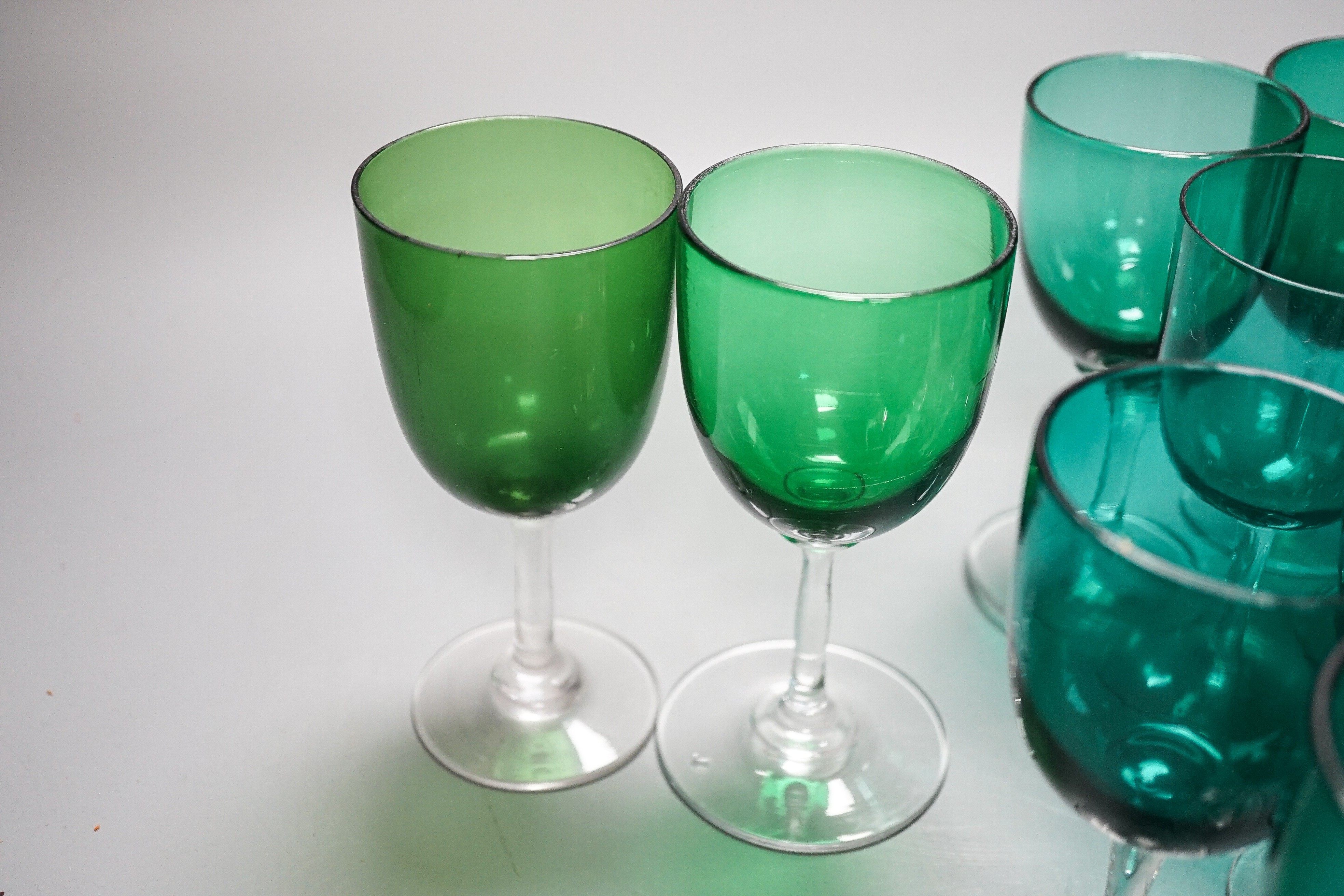 A sixteen green wine glasses, 19th/20th century